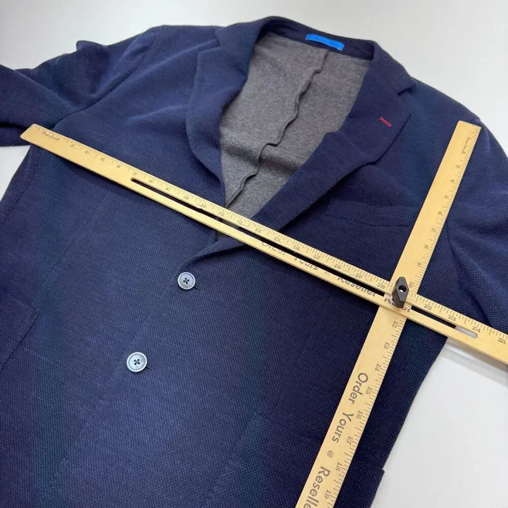 BluJacket see photos